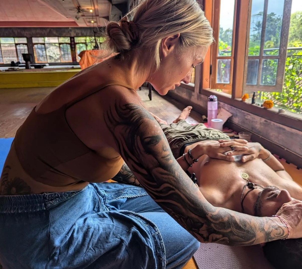 Reiki energy healing session with hands-on treatment